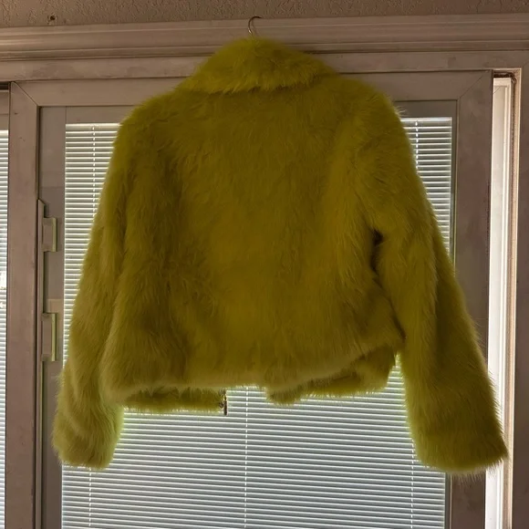 Guess neon green Faux fur coat size small - Picture 4 of 11